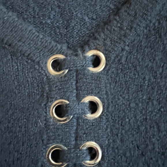 Sweater - Picture 4 of 5